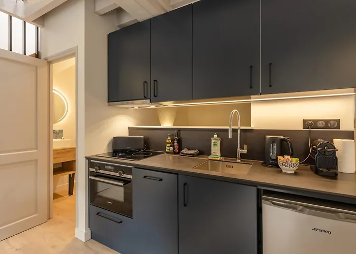 L'escale Du Vieux Port - 2nd Floor - Center 4 P - Airco *